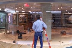 Lemon-Bay-Glass-Commercial-Glass-Images-Interior-Glass-Display-Glass-Enclosure-Museum_040722