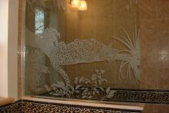Lemon-Bay-Glass_Custom-Etched-Glass_Lepard-Etching_Bath
