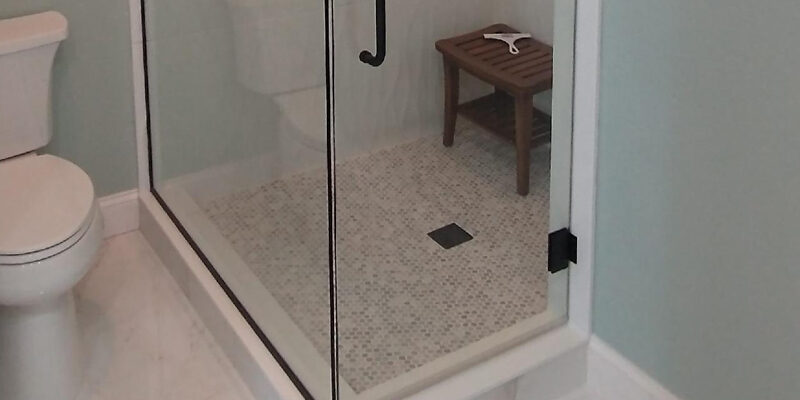 Lemon-Bay-Glass-Shower-Enclosure-Custom-Footprint-Semi-frameless shower door