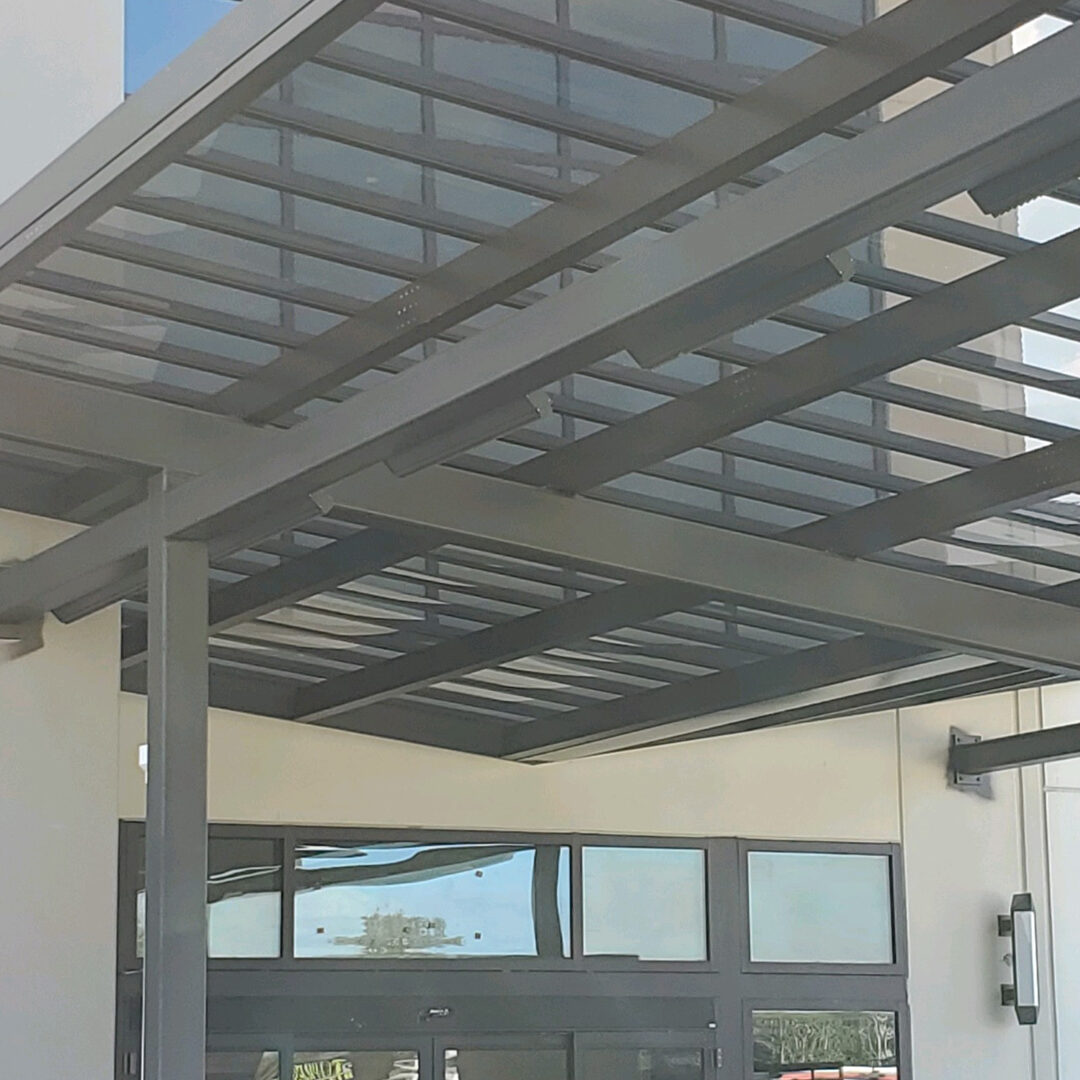 Lemon Bay Glass - Center Point Medical Center_Glass Storefront_Glass Canopy